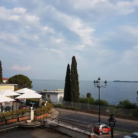 Hotel Made In Brazil Gardone Riviera Exterior foto